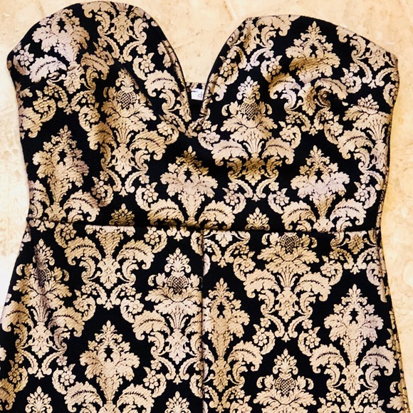 Charlotte Russe Dresses & Skirts - Charlotte Russe Strapless Dress